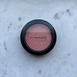 MAC Cosmetics Fleurry Pink/coral blush